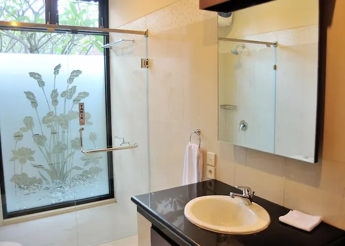 Safira Residences Aparthotel