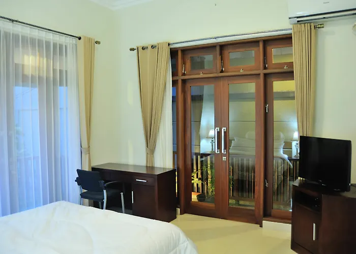 Safira Residences Aparthotel 2*